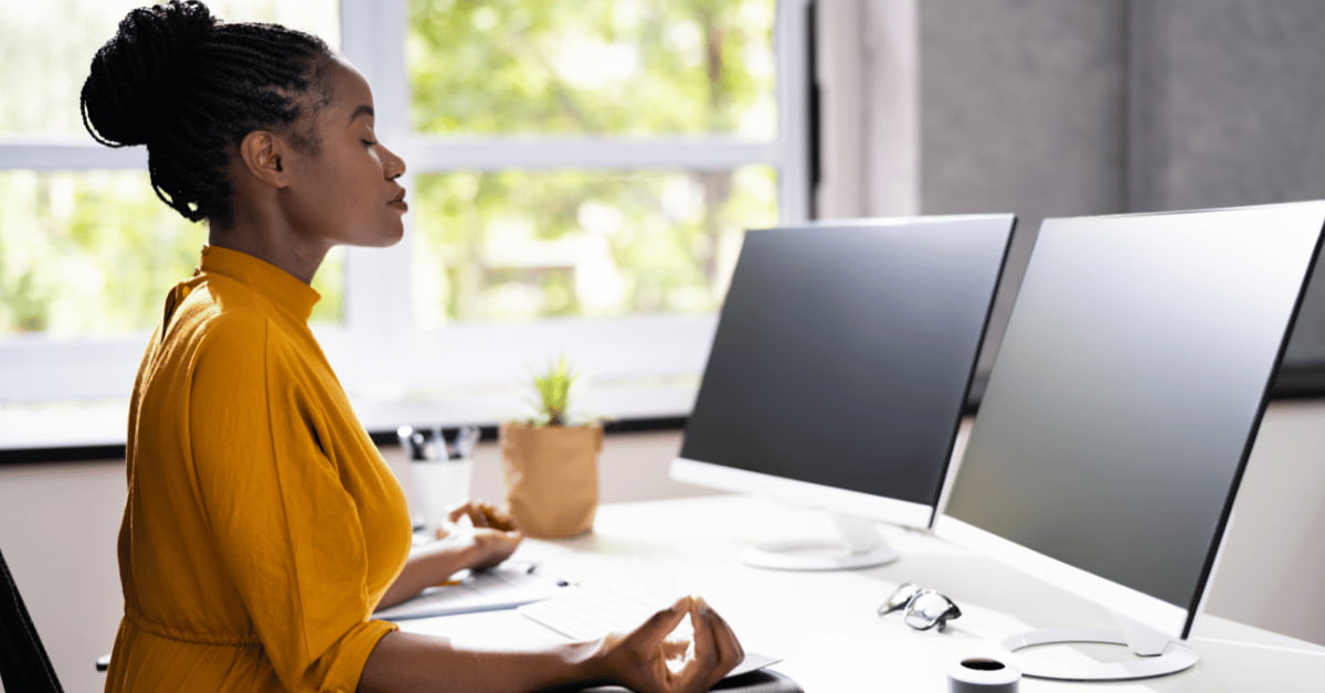 women at computer